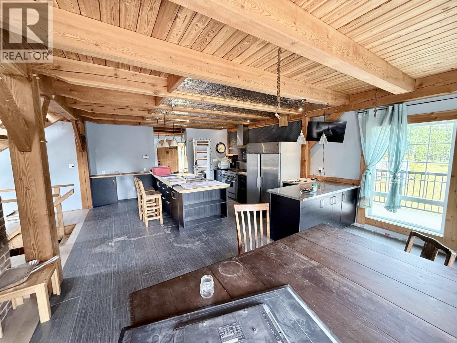 6995 Colgan Road, 100 Mile House, British Columbia  V0K 1X1 - Photo 14 - R3161325
