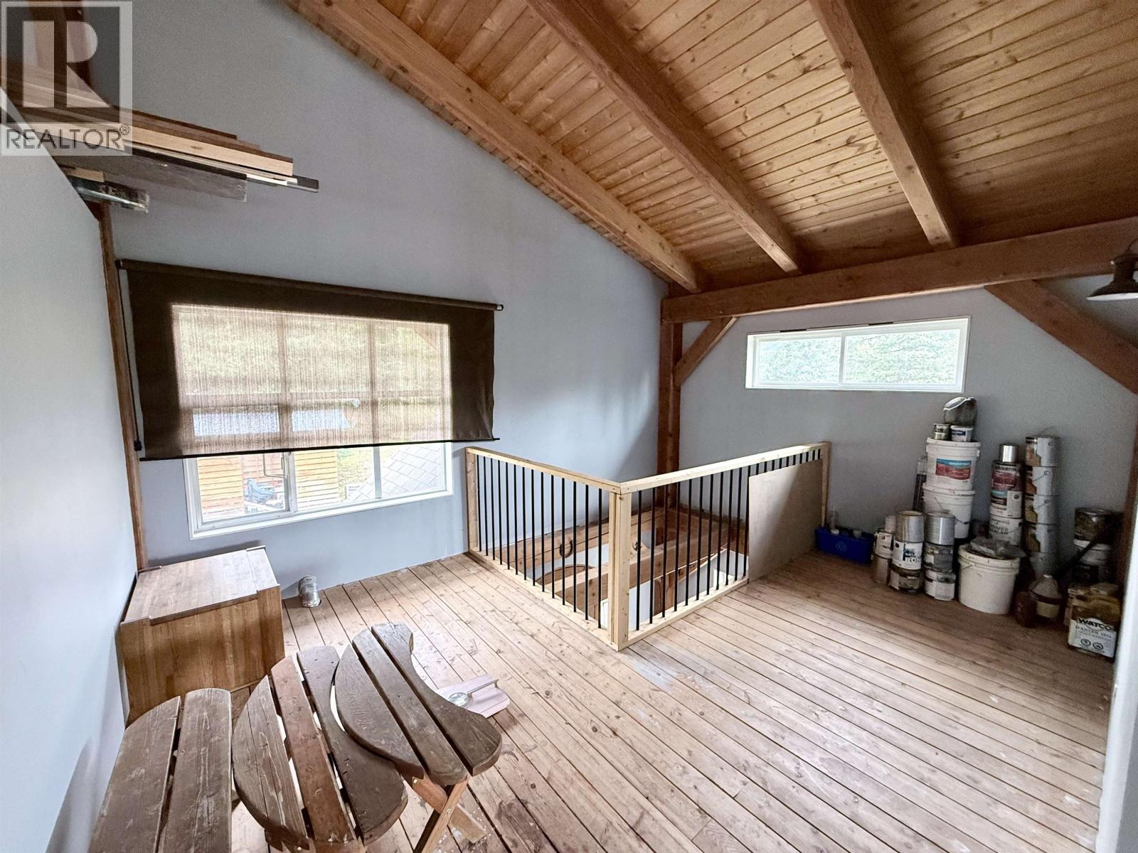 6995 Colgan Road, 100 Mile House, British Columbia  V0K 1X1 - Photo 21 - R3161325