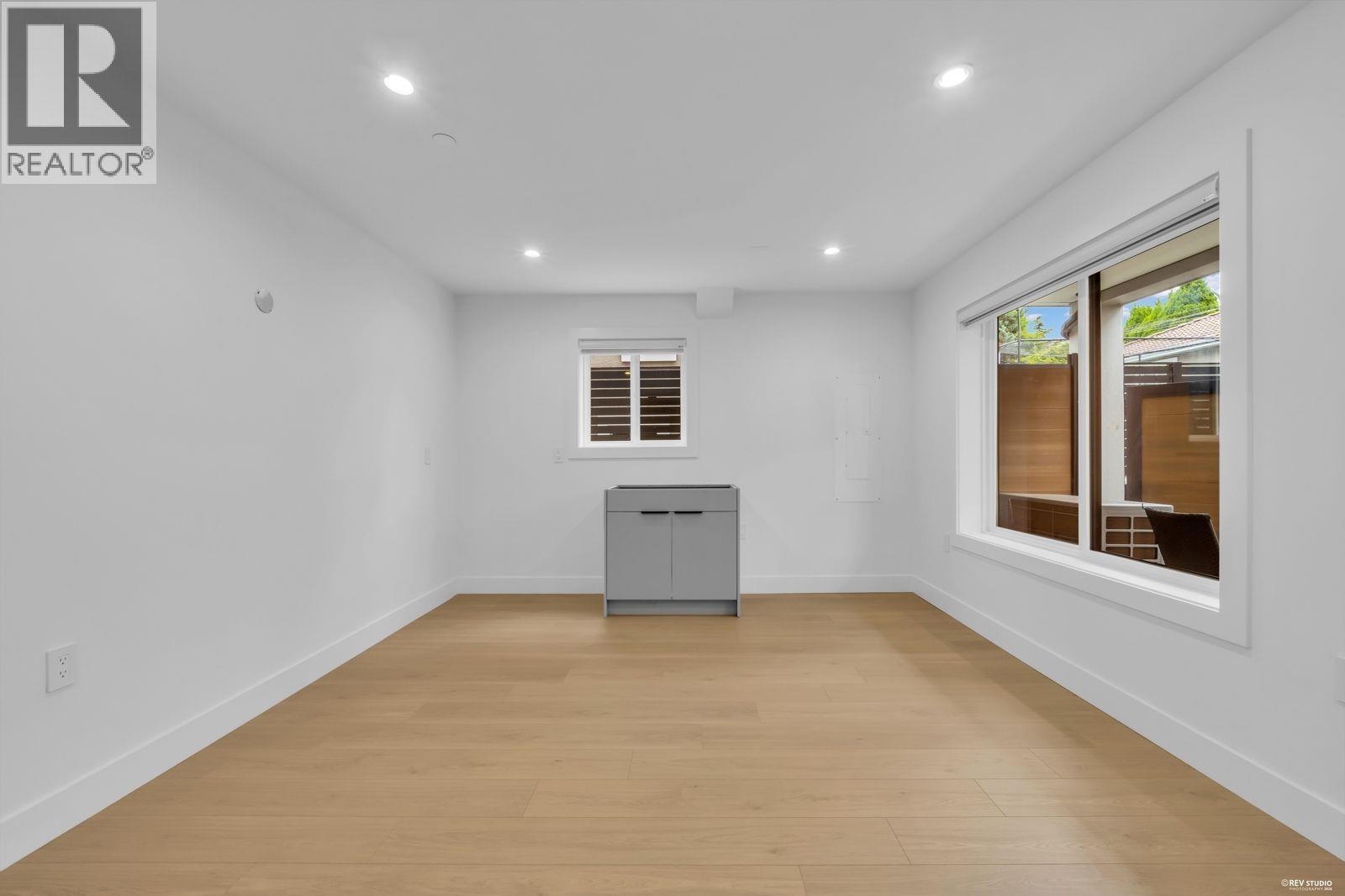 1 3436 Triumph Street, Vancouver, British Columbia  V5K 1T8 - Photo 32 - R3160071