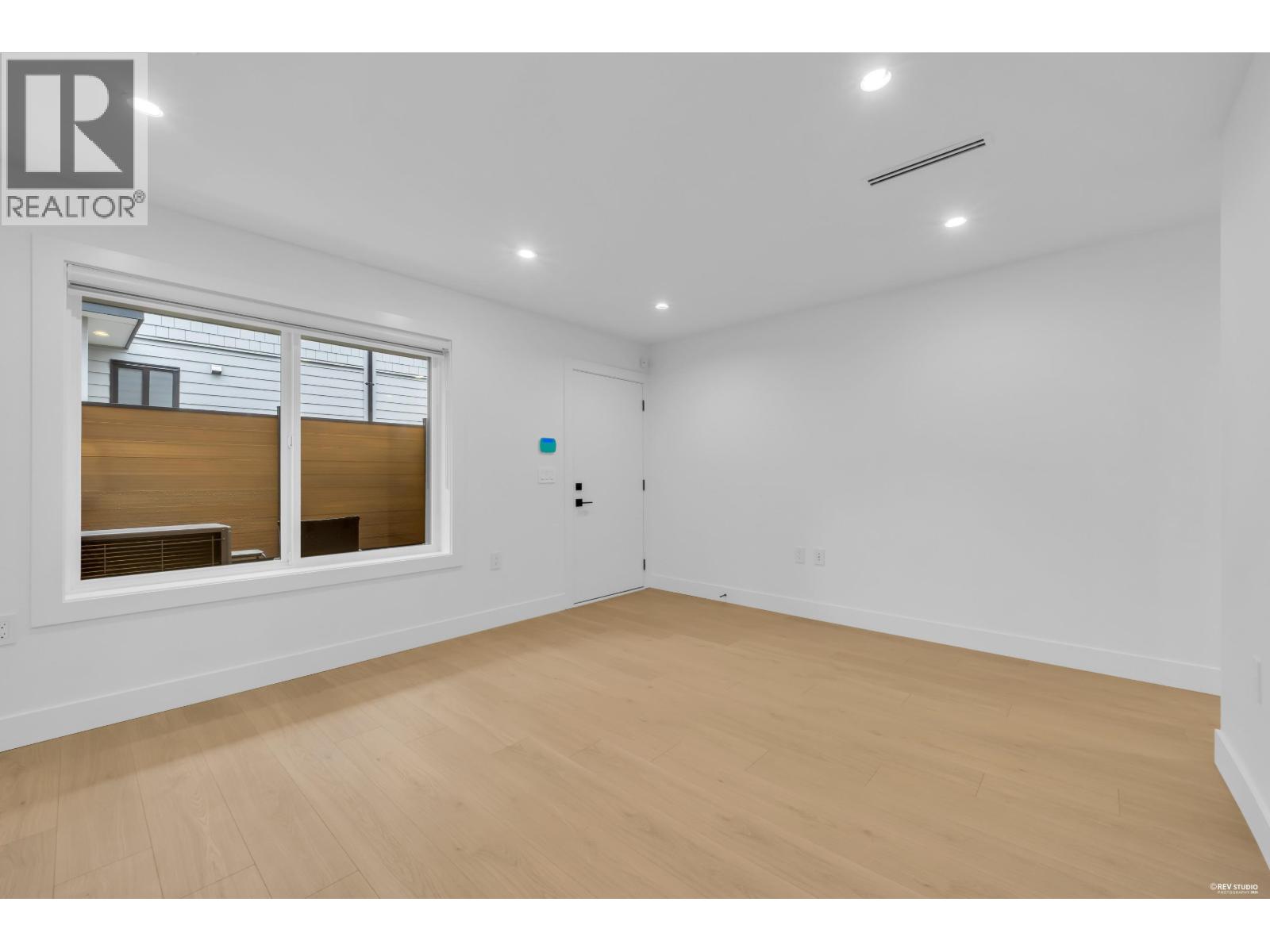 1 3436 Triumph Street, Vancouver, British Columbia  V5K 1T8 - Photo 31 - R3160071