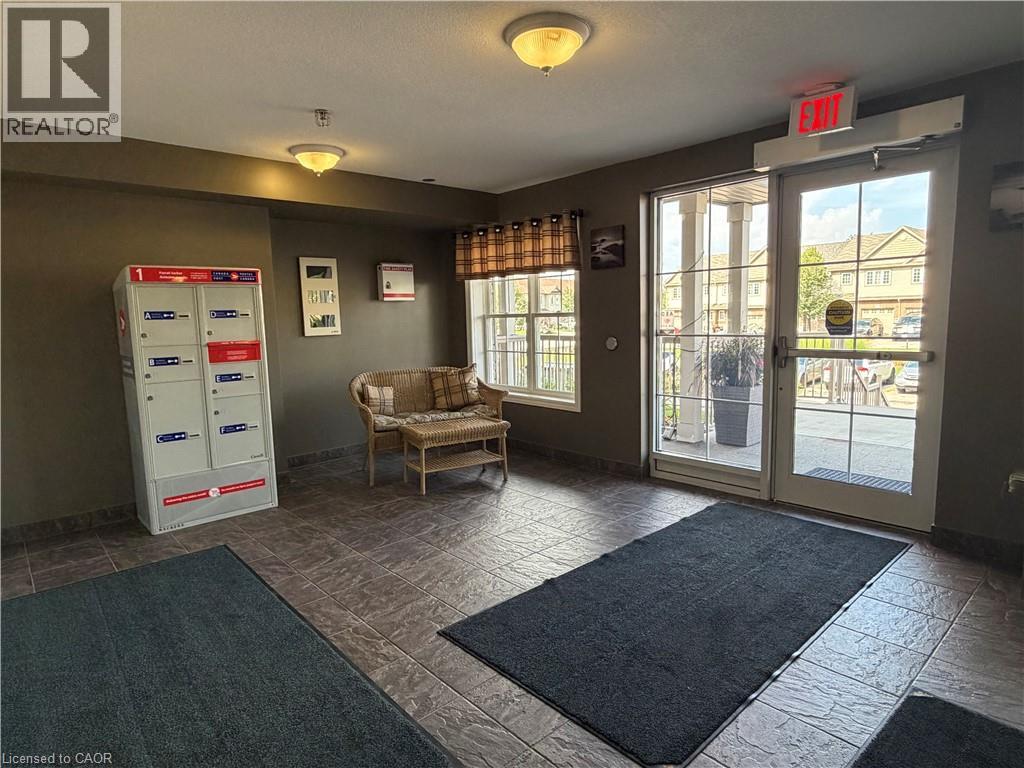 345 Fisher Mills Road Unit# 305, Cambridge, Ontario  N3C 0E5 - Photo 4 - 40860133
