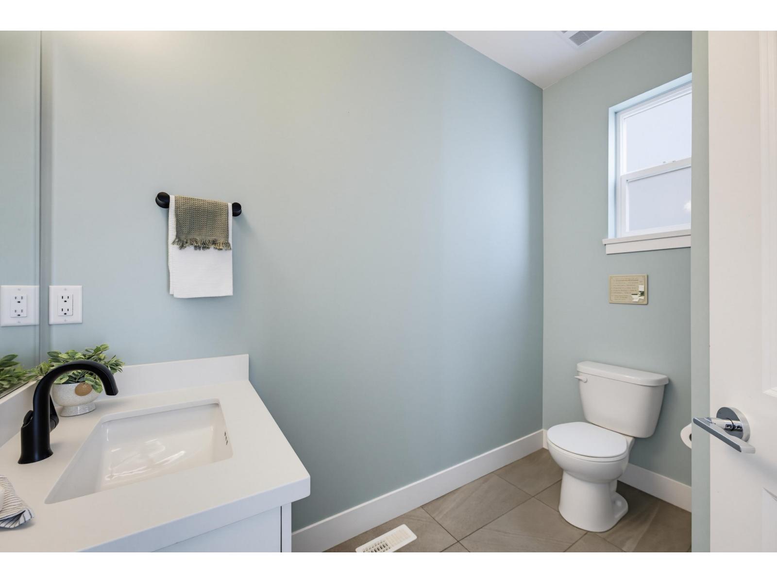 27047 35a Avenue, Langley, British Columbia  V4W 0C3 - Photo 13 - R3161212