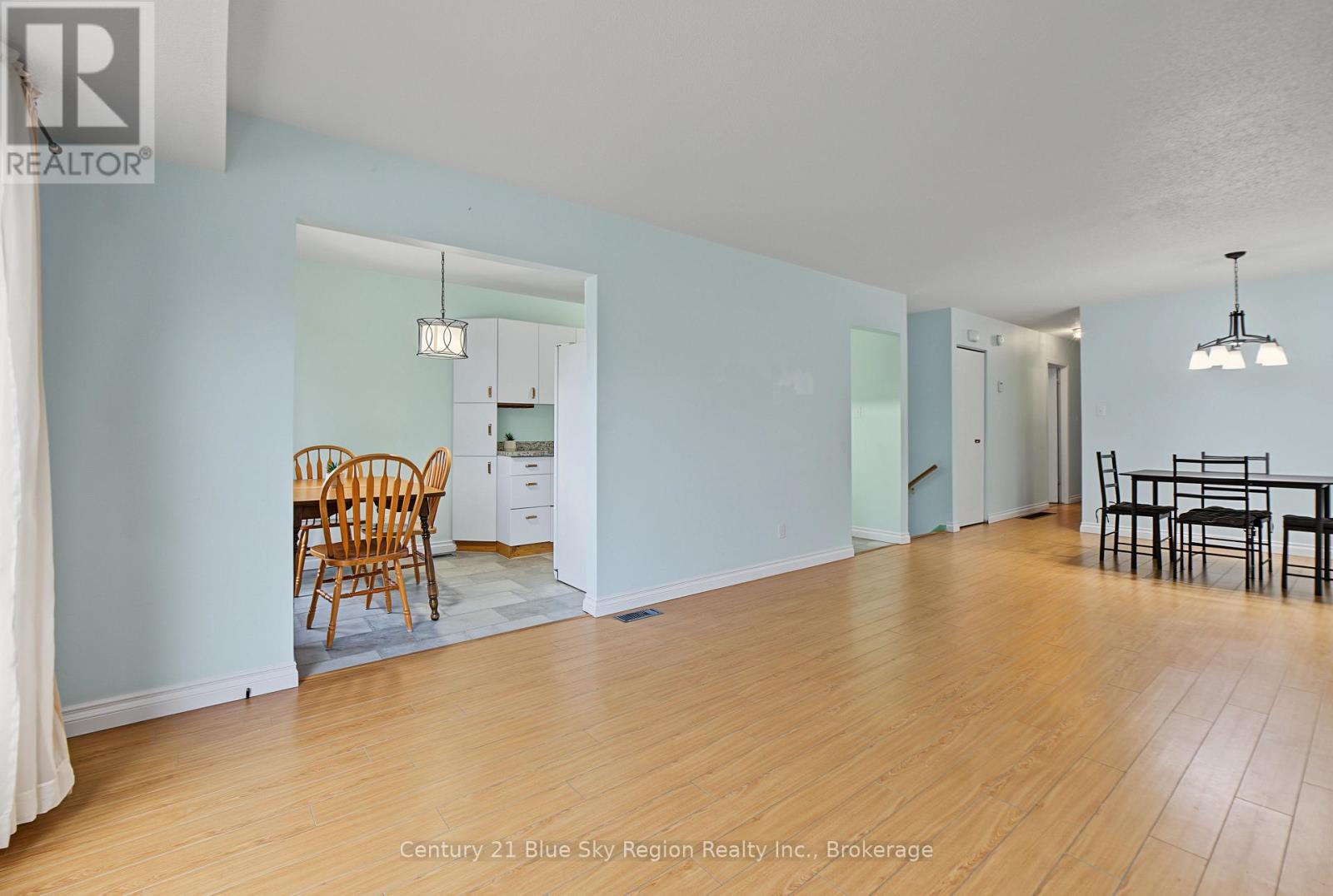 643 Robarts Avenue, North Bay, Ontario  P1B 7E5 - Photo 8 - X13742214