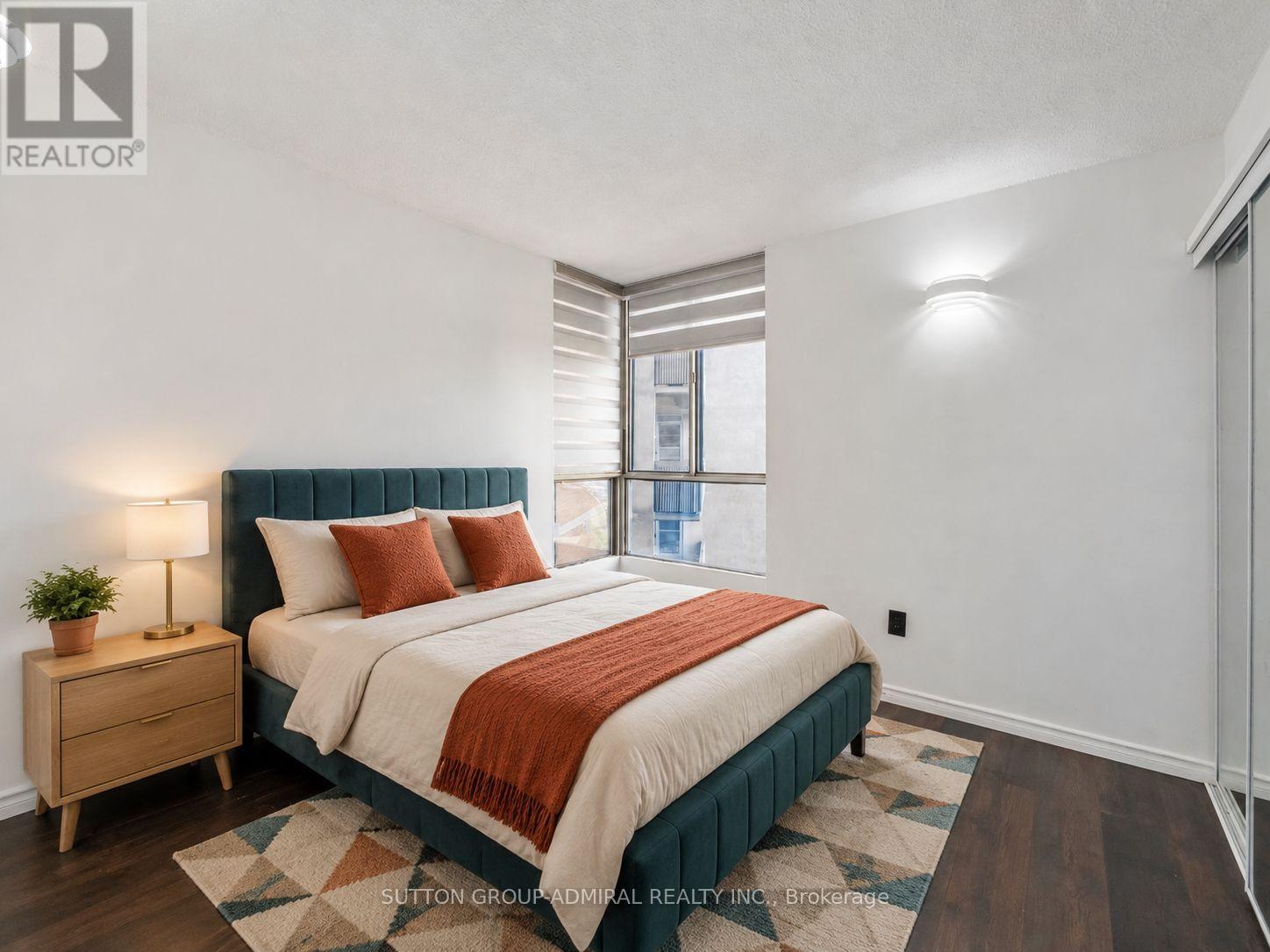 1811 - 10 Martha Eaton Way, Toronto, Ontario  M6M 5B3 - Photo 32 - W13740126