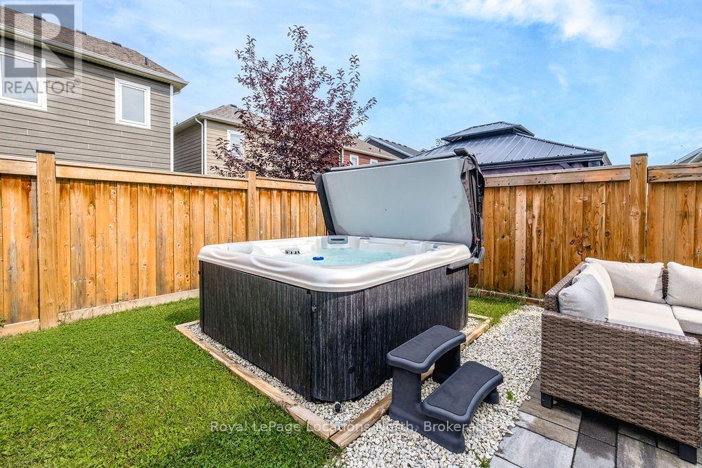 11 Catamaran Drive, Wasaga Beach, Ontario  L9Z 0J2 - Photo 29 - S13742128