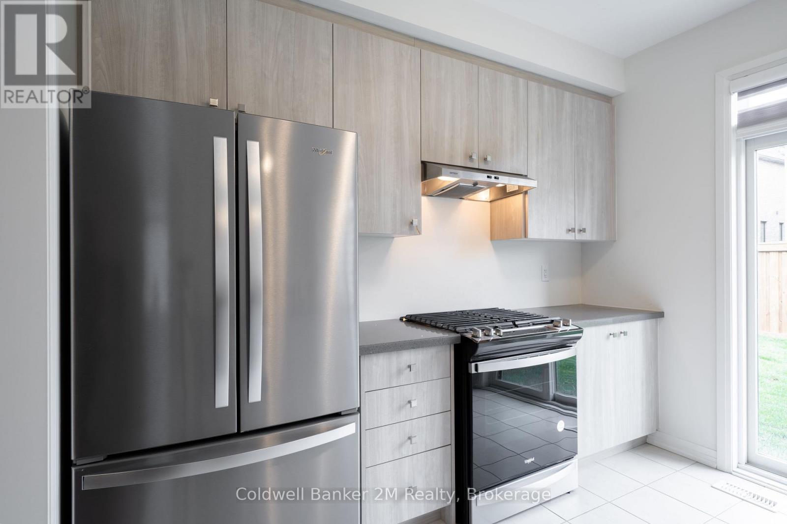 136 Ogston Crescent, Whitby, Ontario  L1P 0H3 - Photo 20 - E13742204
