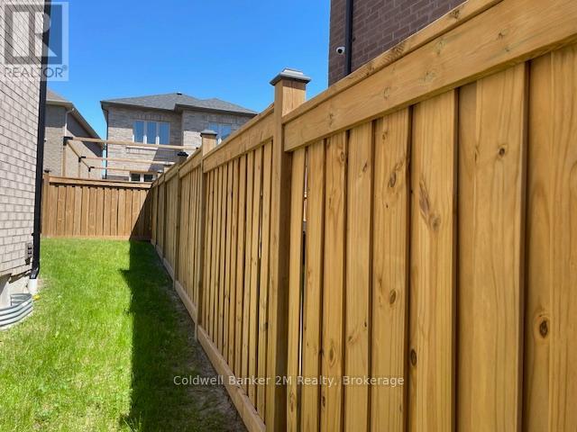 136 Ogston Crescent, Whitby, Ontario  L1P 0H3 - Photo 36 - E13742204