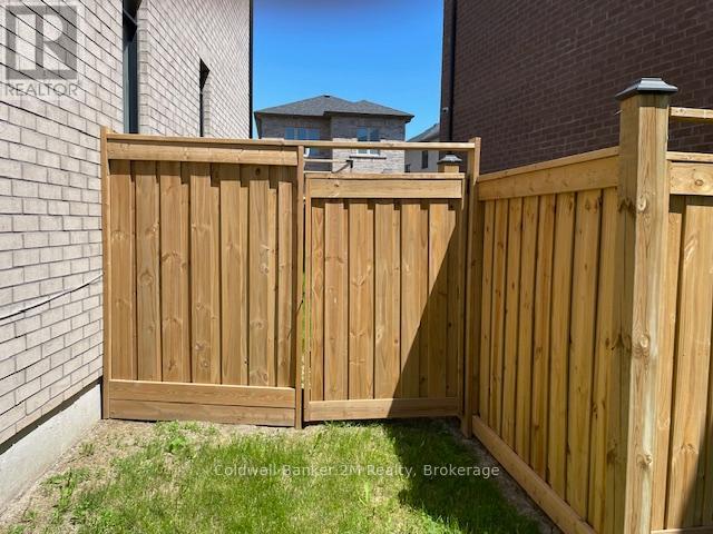 136 Ogston Crescent, Whitby, Ontario  L1P 0H3 - Photo 37 - E13742204