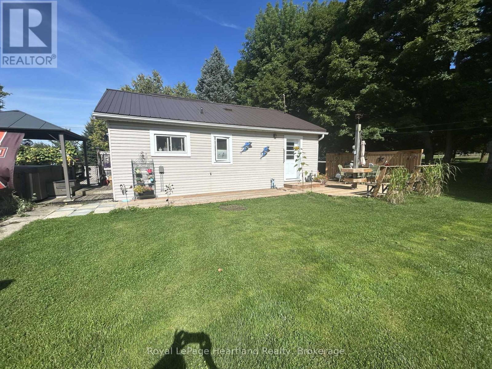 90 Mary Street, North Huron, Ontario  N0G 2W0 - Photo 32 - X13742102