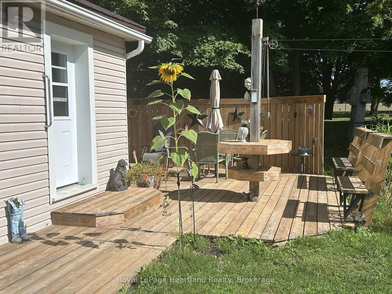 90 Mary Street, North Huron, Ontario  N0G 2W0 - Photo 33 - X13742102