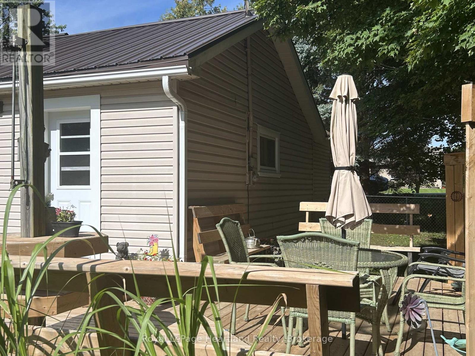 90 Mary Street, North Huron, Ontario  N0G 2W0 - Photo 35 - X13742102