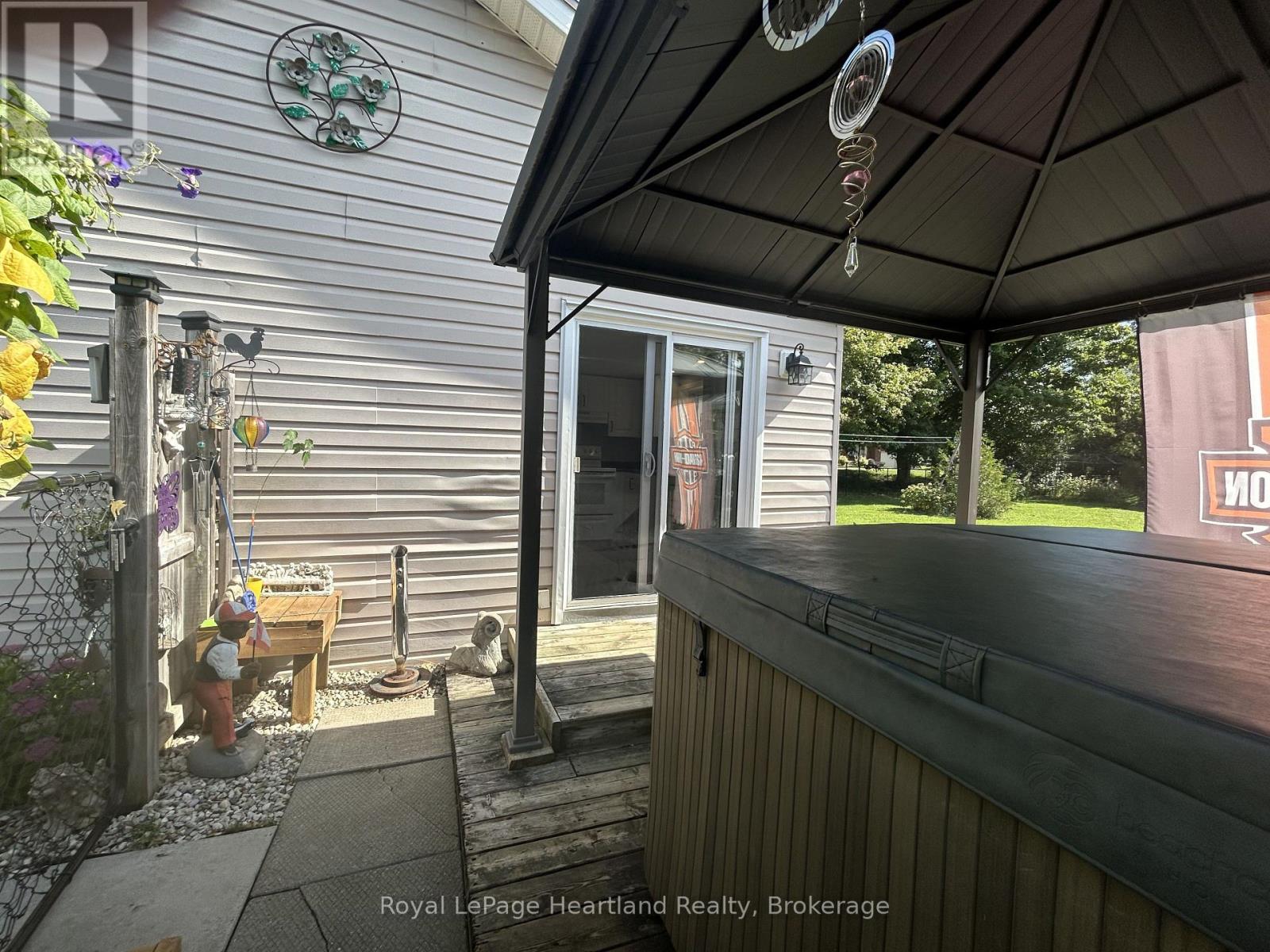 90 Mary Street, North Huron, Ontario  N0G 2W0 - Photo 37 - X13742102