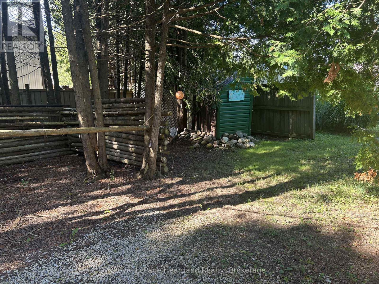 90 Mary Street, North Huron, Ontario  N0G 2W0 - Photo 40 - X13742102
