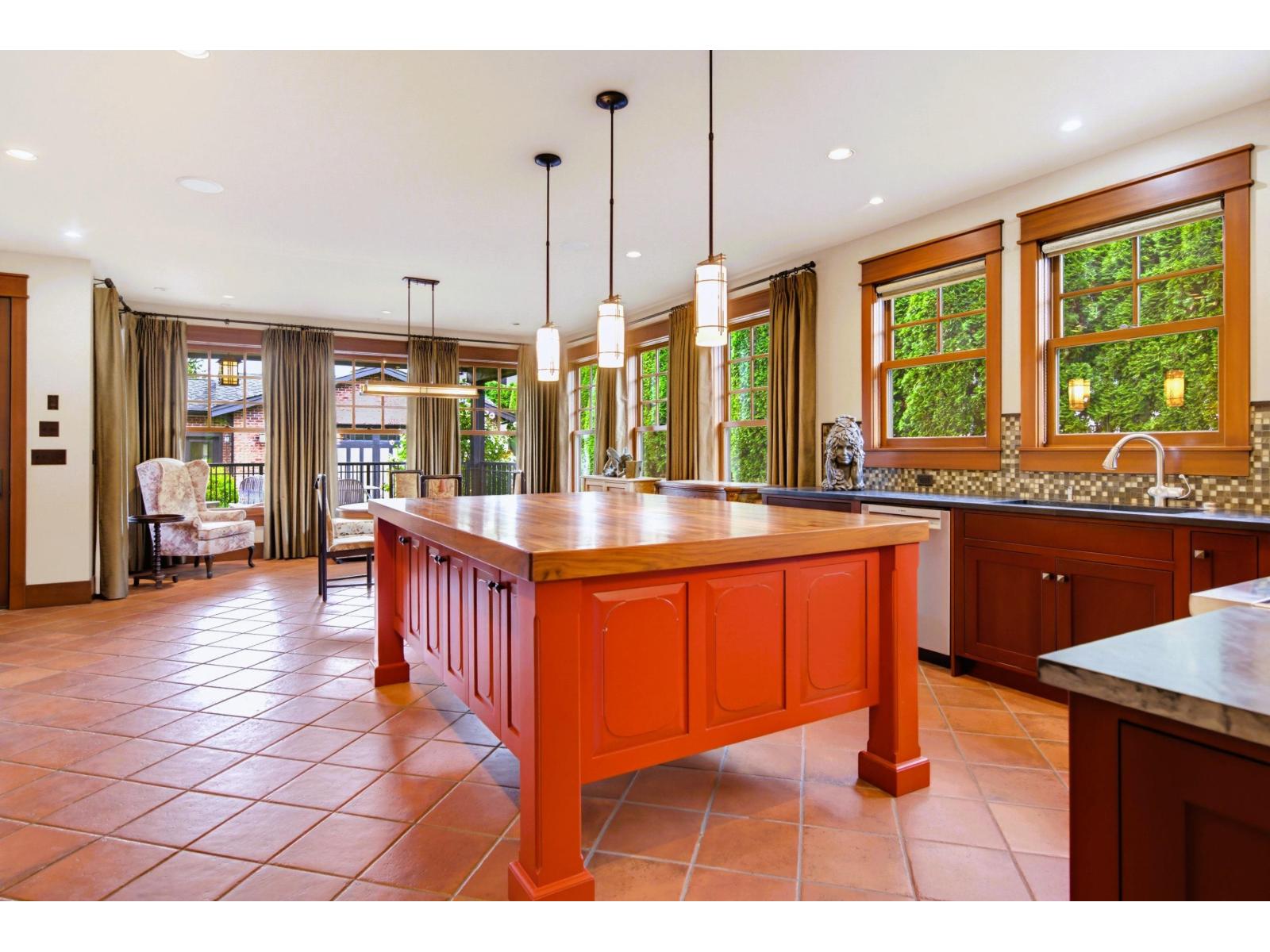 8880 Mcallister Street, Langley, British Columbia  V1M 2S7 - Photo 5 - R3161176