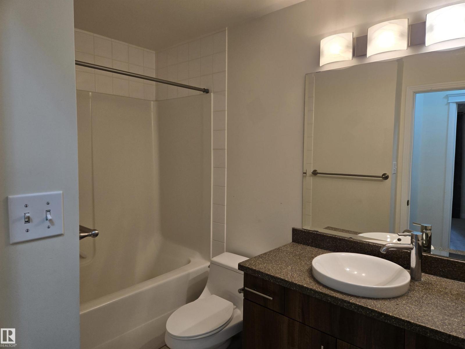 Unknown Address, ,    - Photo 11 - E4498948
