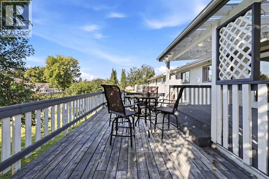 5711 61 Avenue, Rocky Mountain House, Alberta  T4T 1J2 - Photo 9 - A2342315