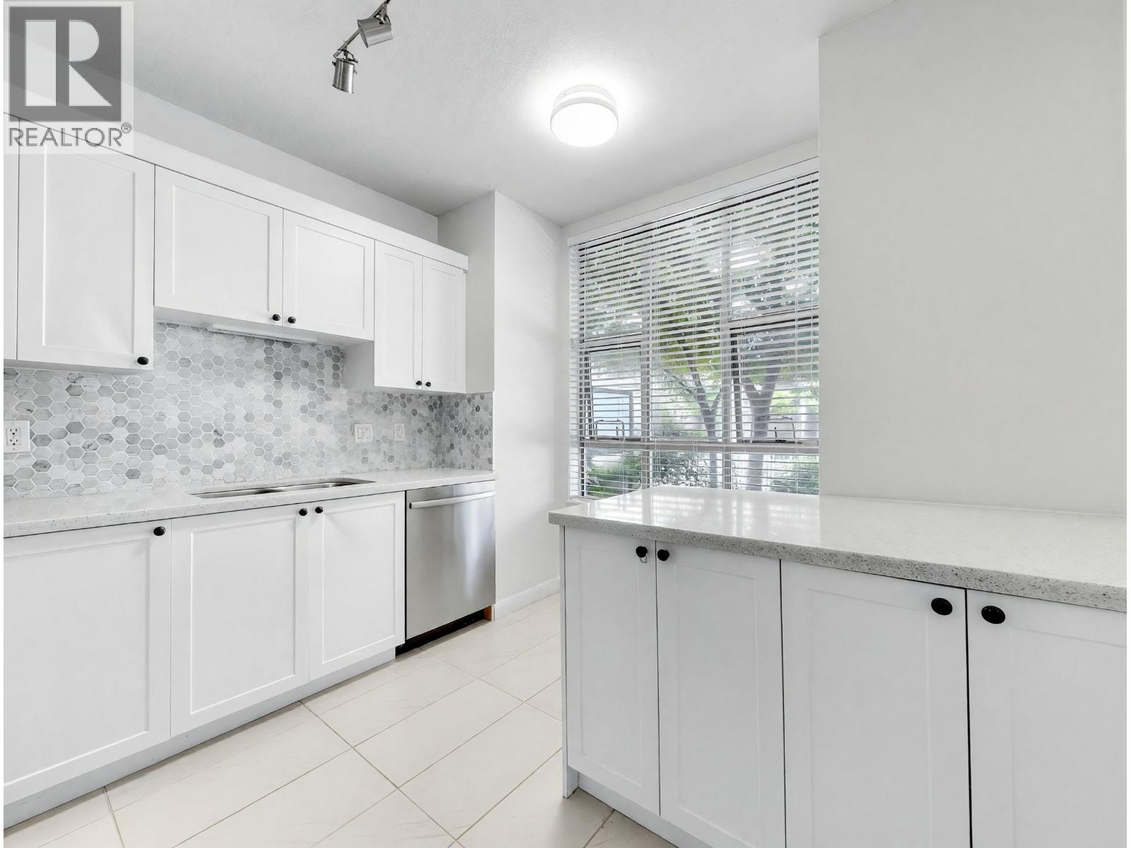 8268 Saba Road, Richmond, British Columbia  V6Y 4C6 - Photo 3 - R3161292