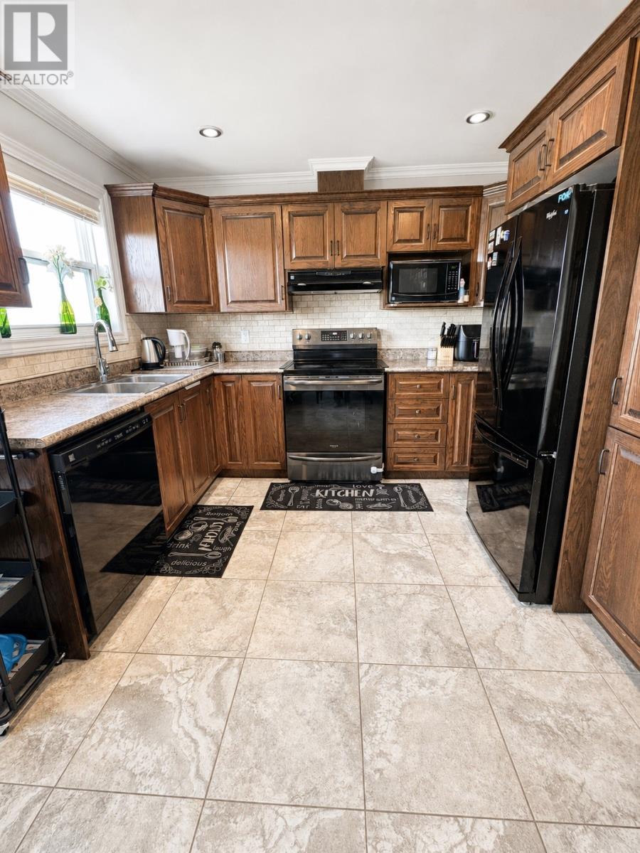 114 Ricketts Road, St. John's — photo 10