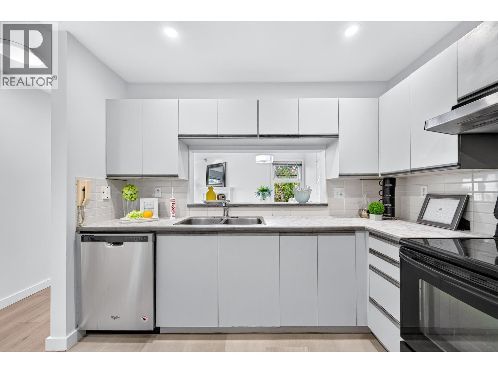 230 7439 Moffatt Road, Richmond, British Columbia  V6Y 1X9 - Photo 10 - R3161107