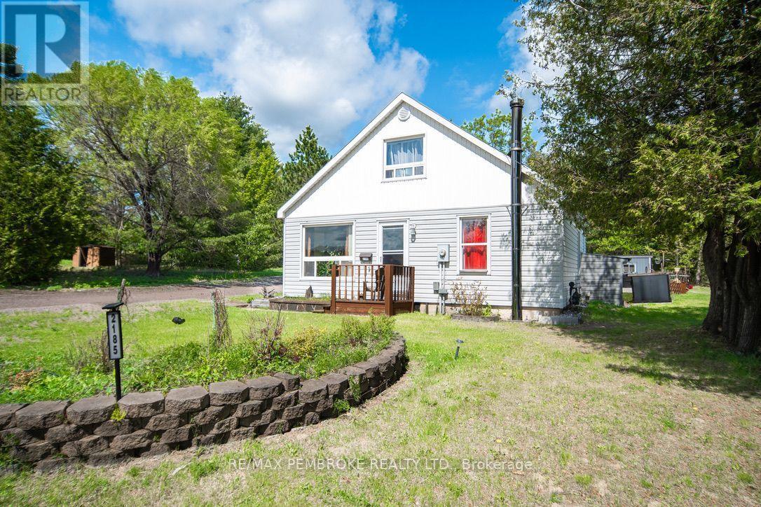 2185 Petawawa Boulevard, Petawawa, Ontario K8A 7G8 - Photo 3 - X13742146