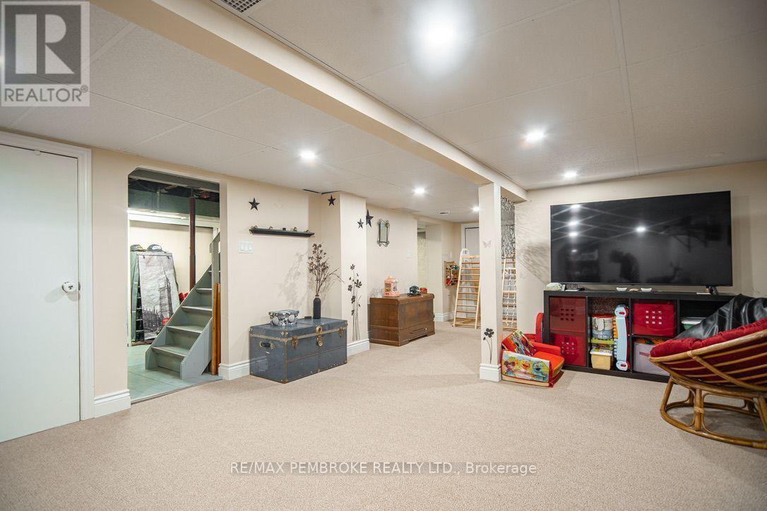 2185 Petawawa Boulevard, Petawawa, Ontario  K8A 7G8 - Photo 41 - X13742146