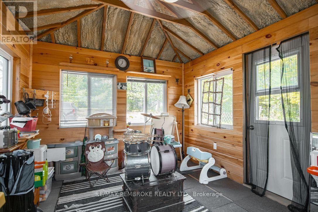 2185 Petawawa Boulevard, Petawawa, Ontario  K8A 7G8 - Photo 8 - X13742146