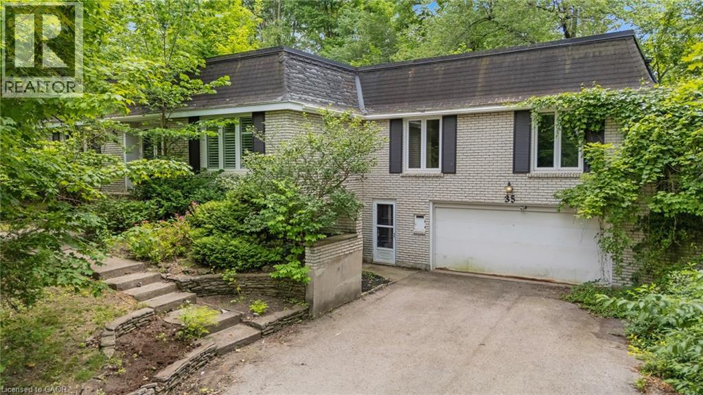 35 MAPLE HILL Drive, Kitchener, Ontario