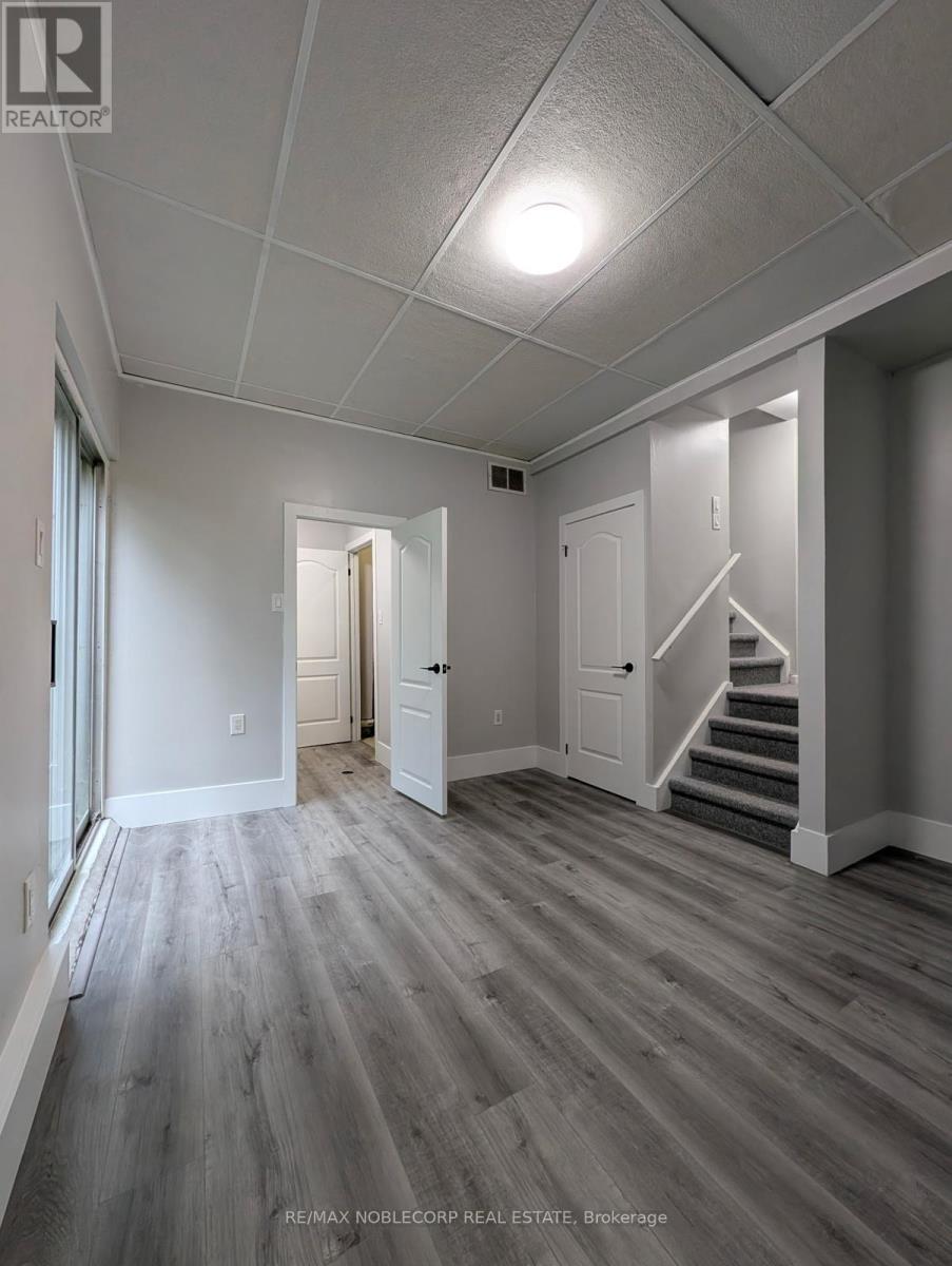LOWER - 59 SCOTT CRESCENT, Barrie, Ontario