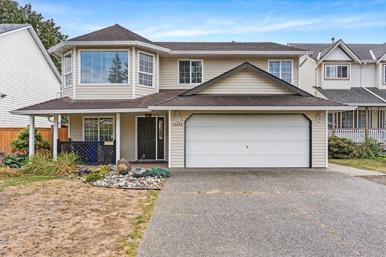 45470 Spruce Drive, Sardis West Vedder, Chilliwack, British Columbia  V2R 3V3 - Photo 1 - R3161228