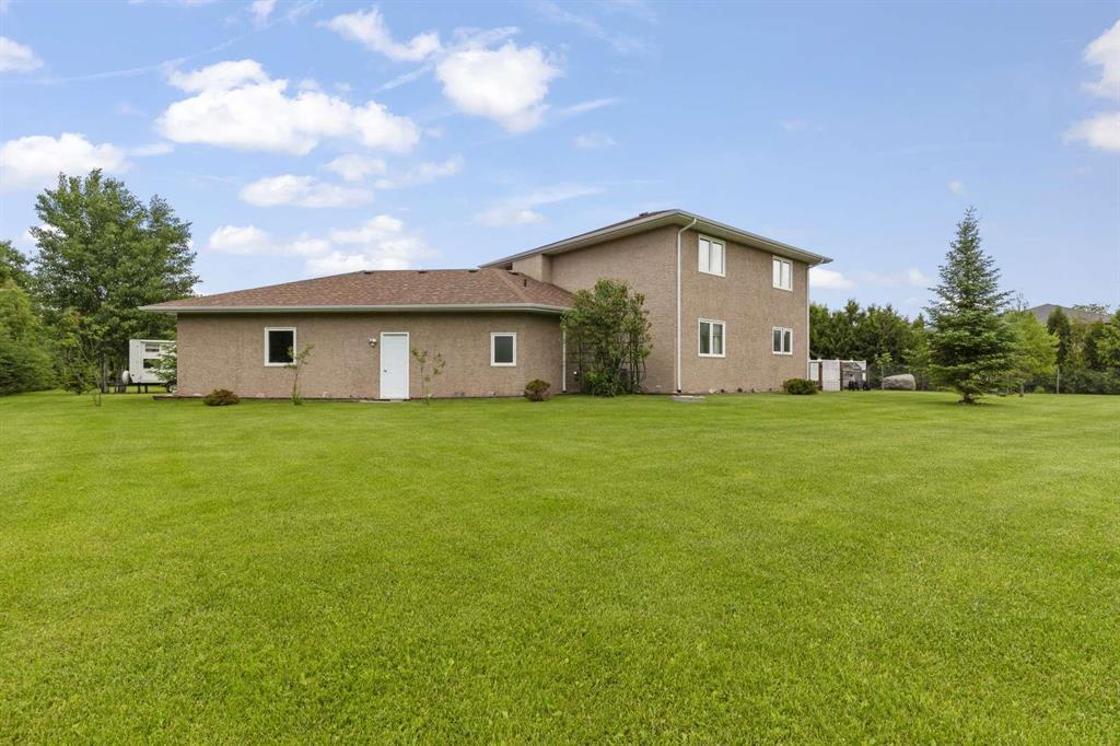 40 Menno Drive, Steinbach, Manitoba  R0A 0W0 - Photo 31 - 202622143