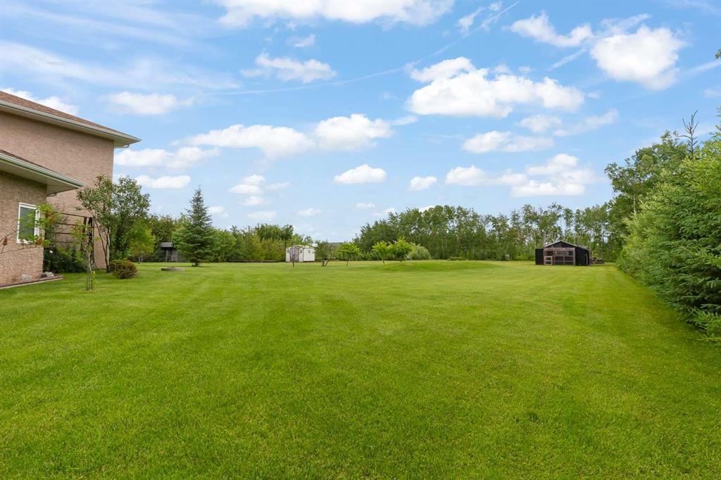 40 Menno Drive, Steinbach, Manitoba  R0A 0W0 - Photo 32 - 202622143