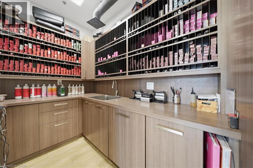 515 Dundas Street W Unit# 9, Oakville, Ontario  L6M 4M2 - Photo 6 - 40859913