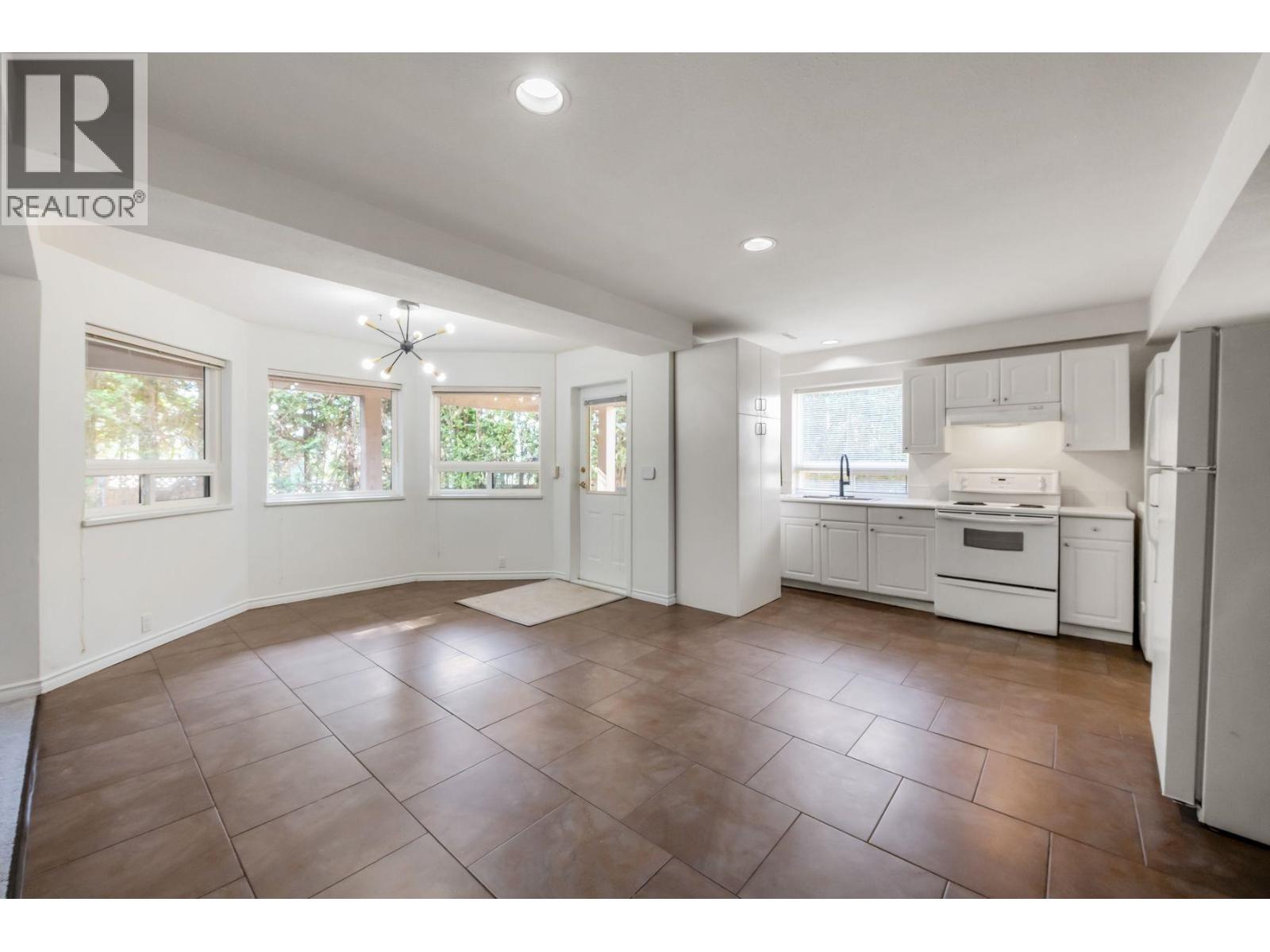 1541 Lodgepole Place, Coquitlam, British Columbia  V3E 2V8 - Photo 31 - R3161293