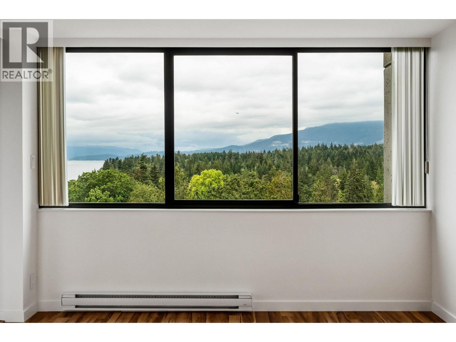 1203 2077 Nelson Street, Vancouver, British Columbia  V6G 2Y2 - Photo 2 - R3161245