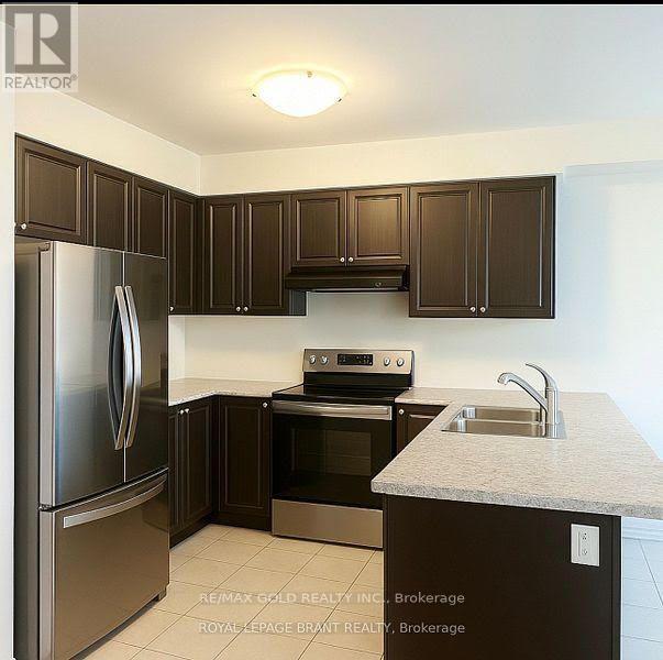 11 Amos Avenue, Brantford, Ontario  N3T 0V4 - Photo 3 - X13741038