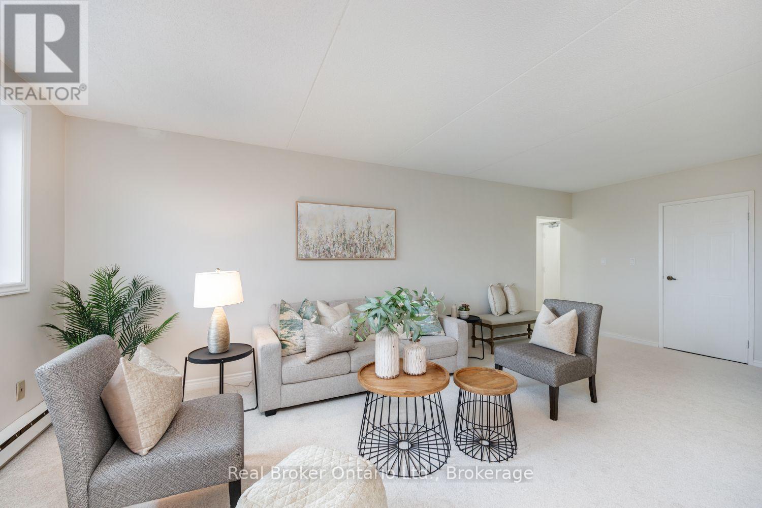 504 - 144 Queen Street, Clarington, Ontario  L1C 1M9 - Photo 4 - E13742370
