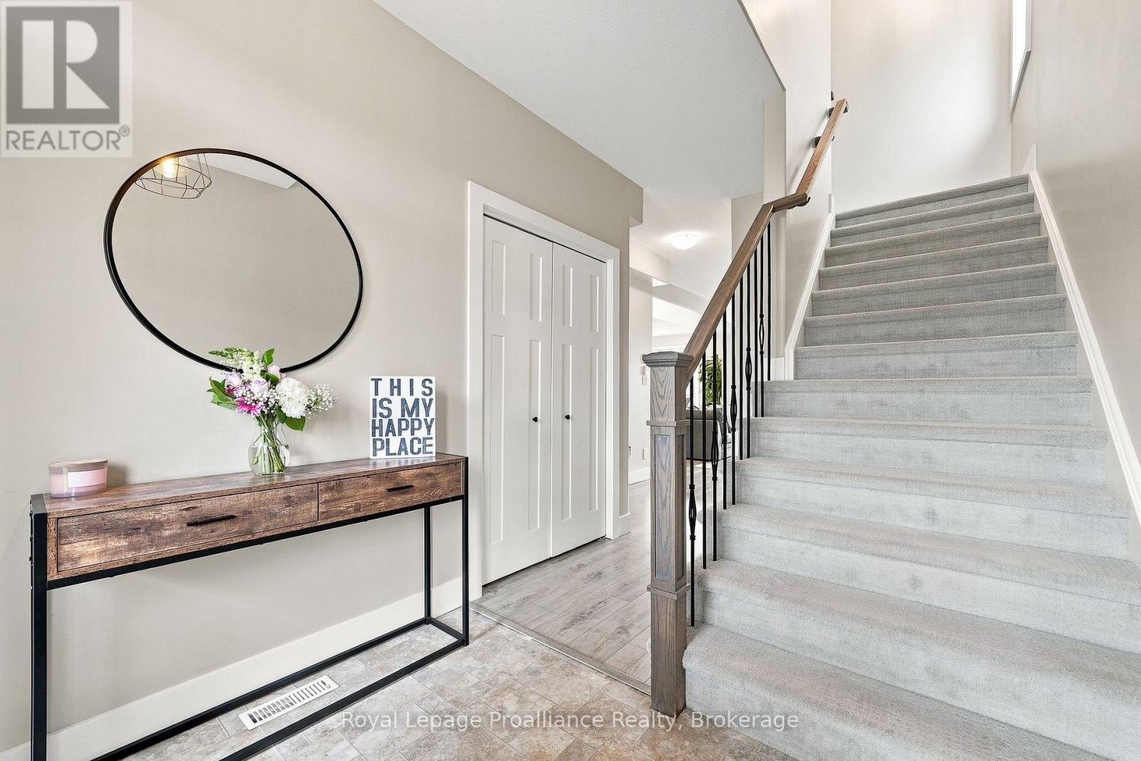 18 Granite Drive, Belleville, Ontario  K8P 0C6 - Photo 6 - X13742240