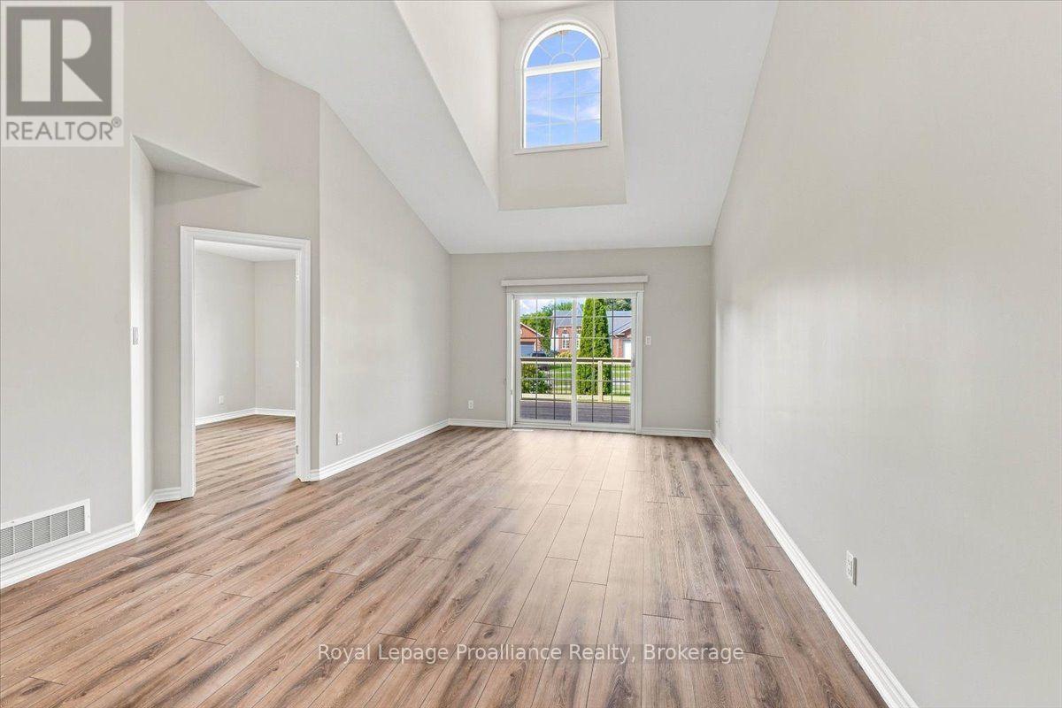 12 - 25 Heartwood Drive, Belleville, Ontario  K8P 5M2 - Photo 13 - X13742242