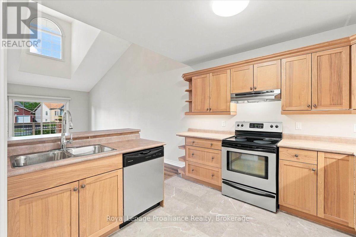 12 - 25 Heartwood Drive, Belleville, Ontario  K8P 5M2 - Photo 21 - X13742242