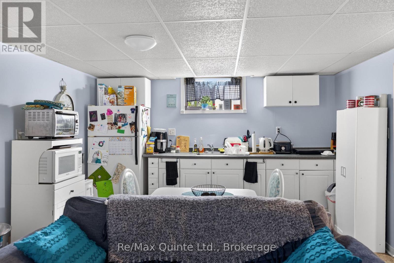 8 Plaza Square, Belleville, Ontario  K8N 4J3 - Photo 20 - X13742246