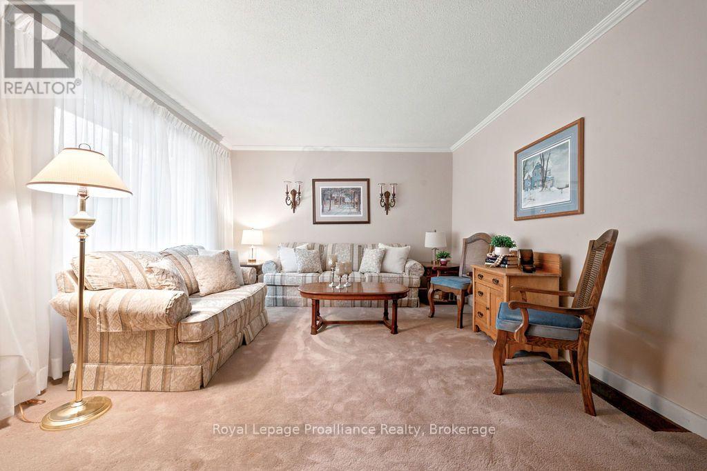 304 Hastings Street N, Bancroft, Ontario  K0L 1C0 - Photo 11 - X13742330