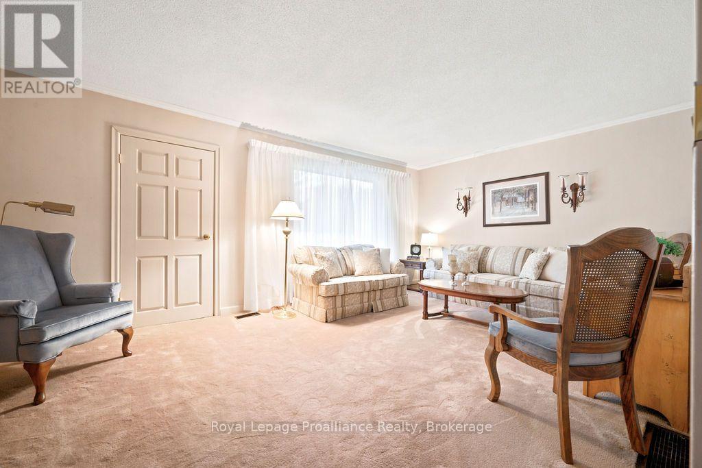 304 Hastings Street N, Bancroft, Ontario  K0L 1C0 - Photo 16 - X13742330