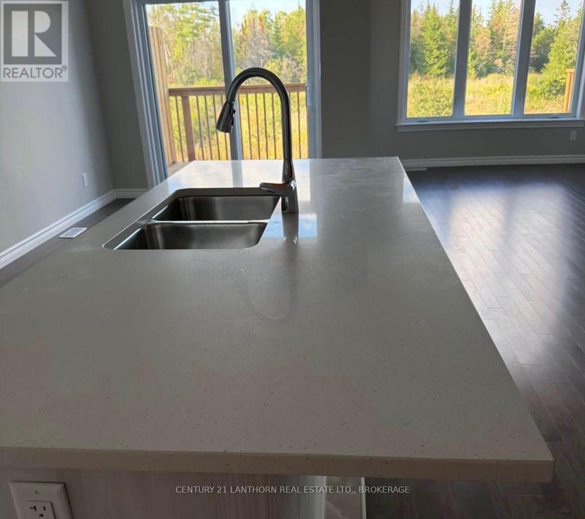 1806 Cinderhill Street S, Kingston, Ontario K7P 0S5 - Photo 2 - X13742318