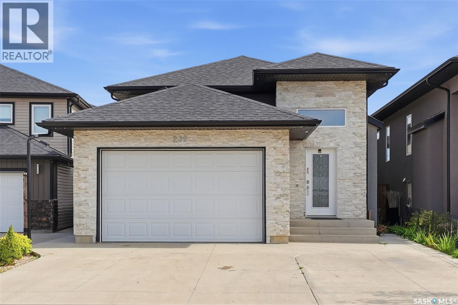 239 Bentley Court, Saskatoon, Saskatchewan  S7L 6L4 - Photo 1 - SK047458