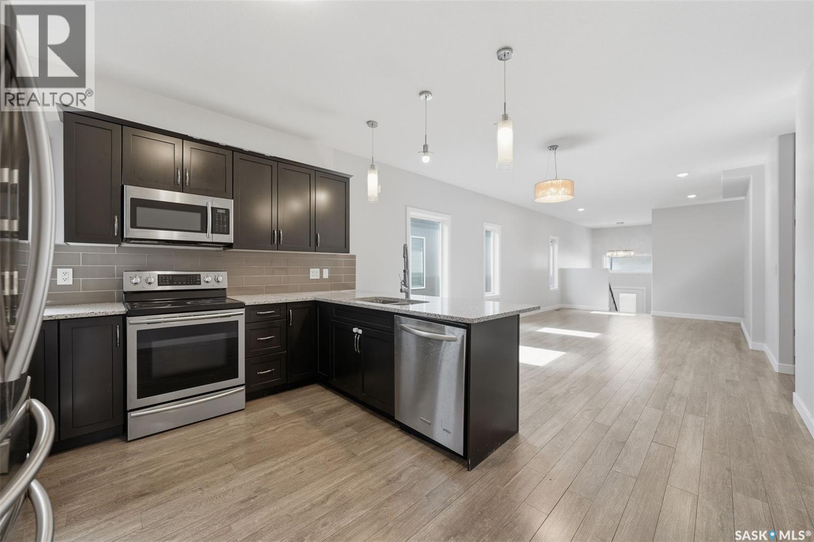 239 Bentley Court, Saskatoon, Saskatchewan  S7L 6L4 - Photo 10 - SK047458