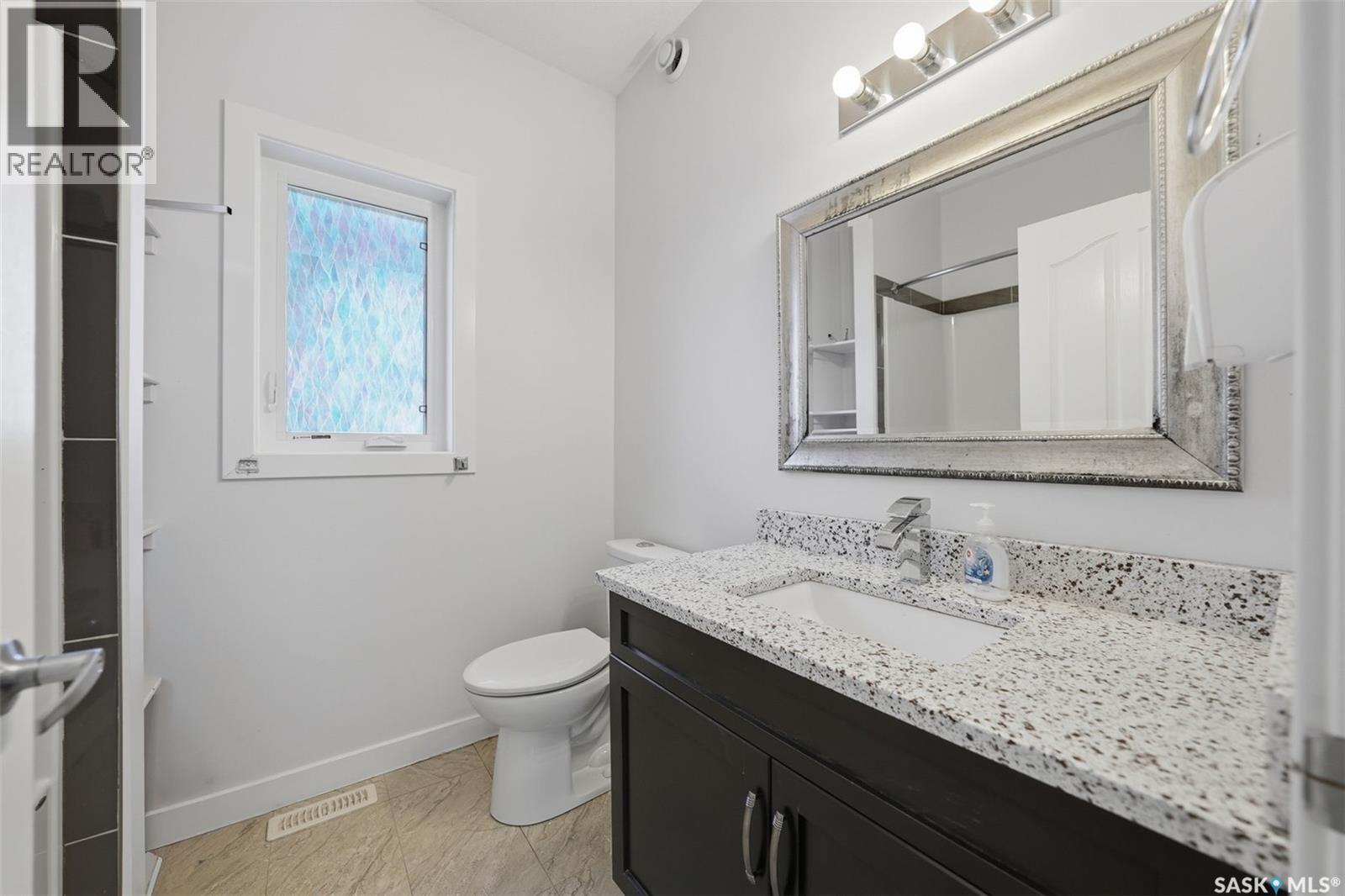 239 Bentley Court, Saskatoon, Saskatchewan  S7L 6L4 - Photo 18 - SK047458