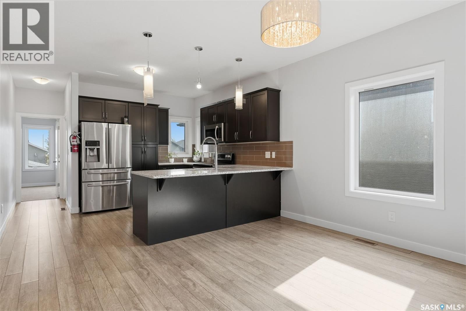 239 Bentley Court, Saskatoon, Saskatchewan  S7L 6L4 - Photo 8 - SK047458