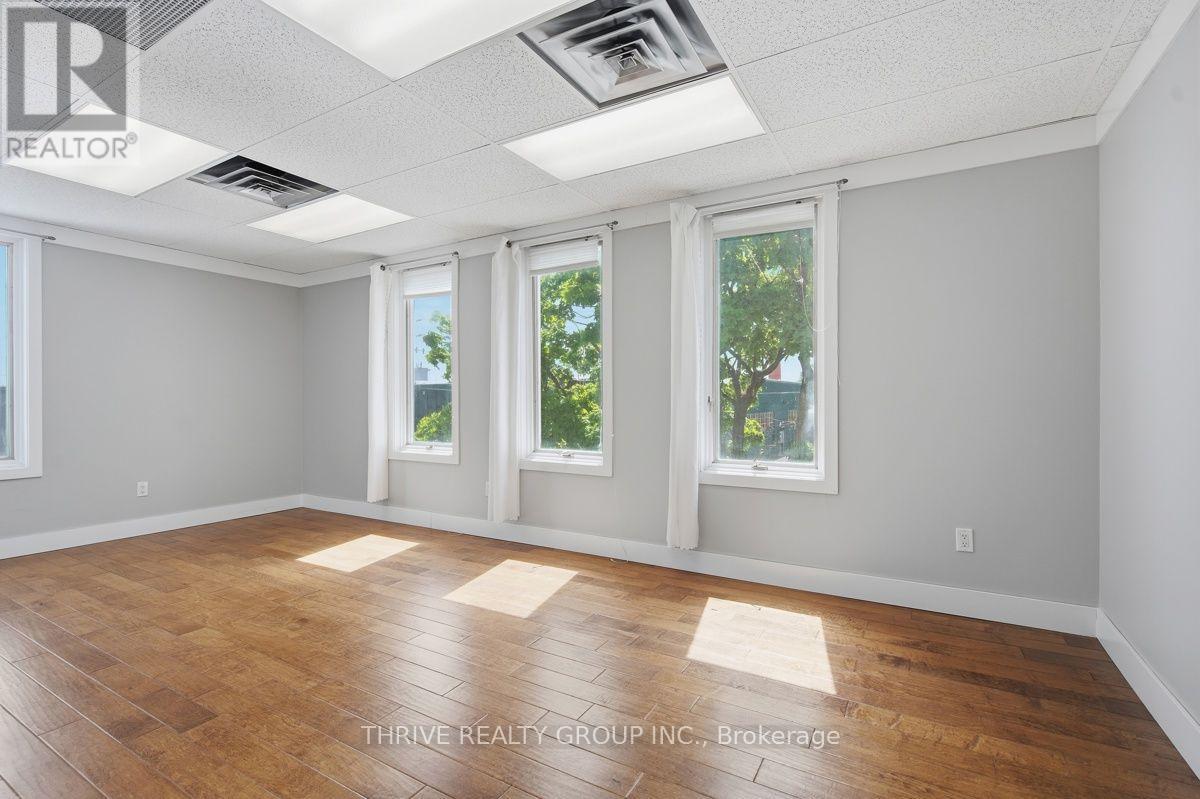 Upper - 426 Third Street, London East, Ontario  N5W 4W6 - Photo 12 - X13742302
