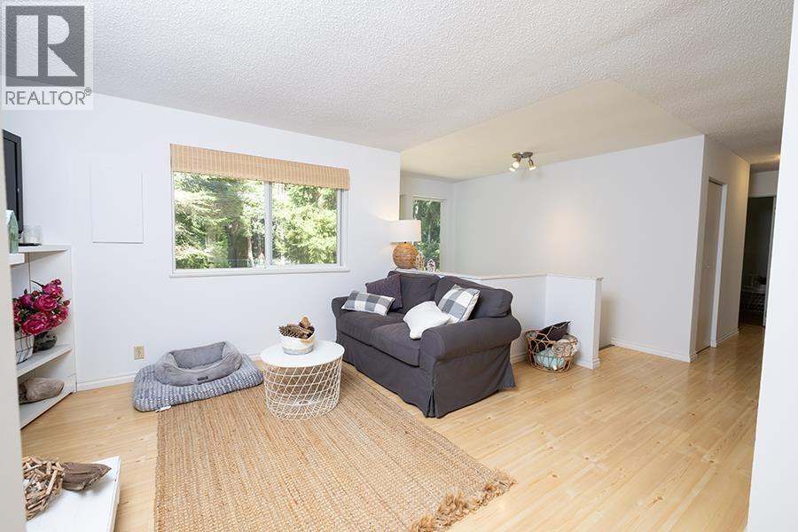 1172 Cedar Grove Road, Roberts Creek, British Columbia  V0N 2W2 - Photo 16 - R3160666