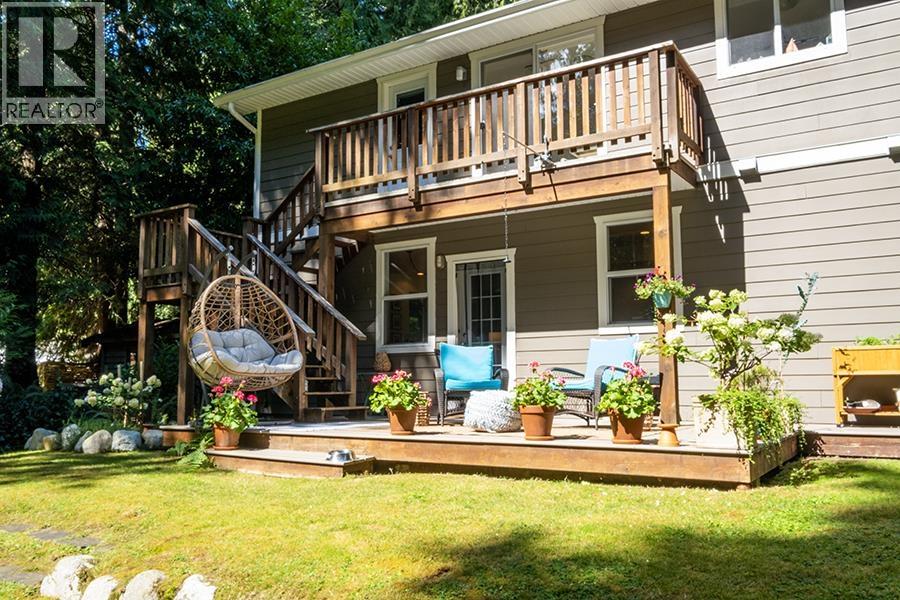 1172 Cedar Grove Road, Roberts Creek, British Columbia  V0N 2W2 - Photo 31 - R3160666